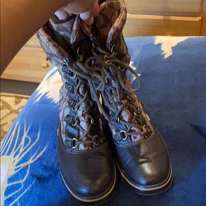 Coach boots /snow cold weather